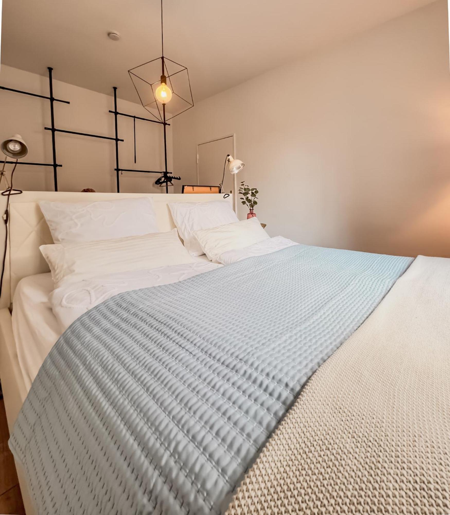 01 Bedroom In Mitte-Up To 5 People-Private Free Parking Berlin Eksteriør billede